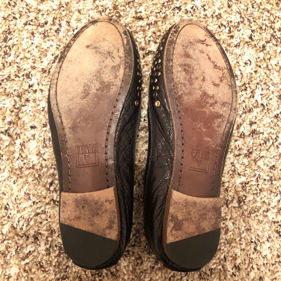 Frye flats - Picture 2 of 4